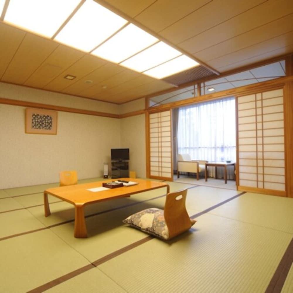 Yufuin Kotobuki Hananosho Eksteriør billede